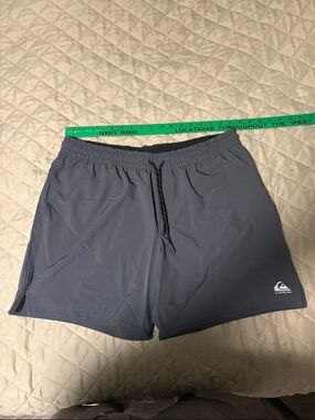 Quiksilver Men's Charcoal Gray Swim Shorts with Drawstring